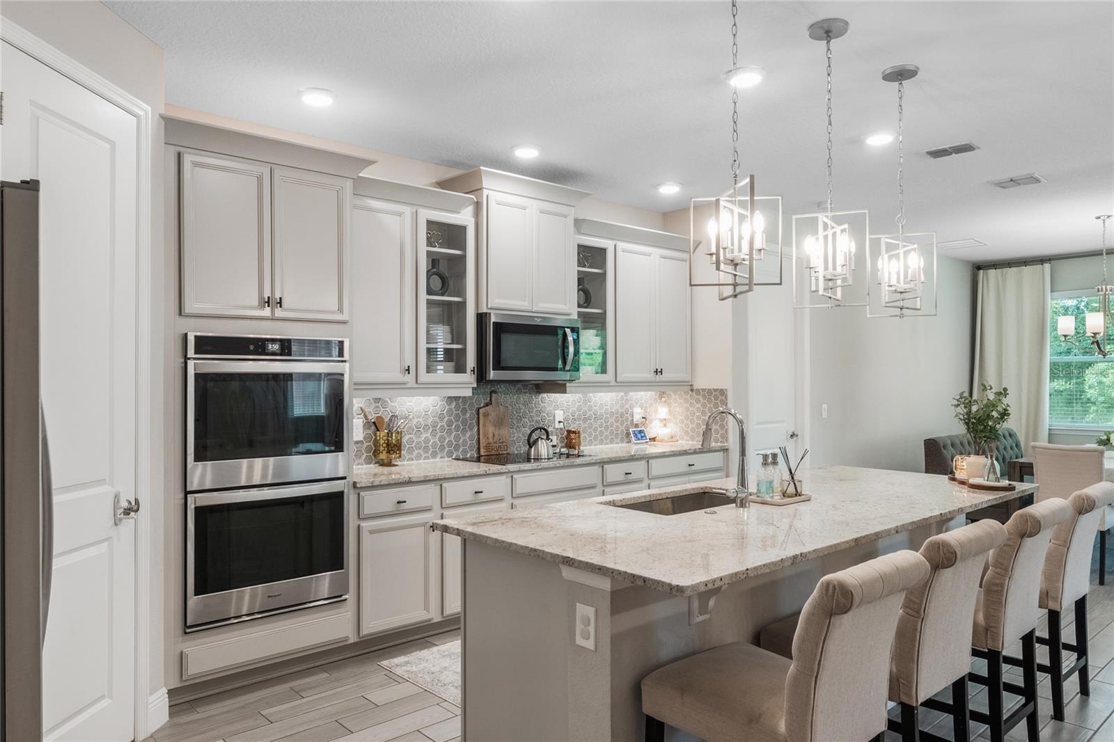 Image 9 of 43 For 2074 Laurelwood Way