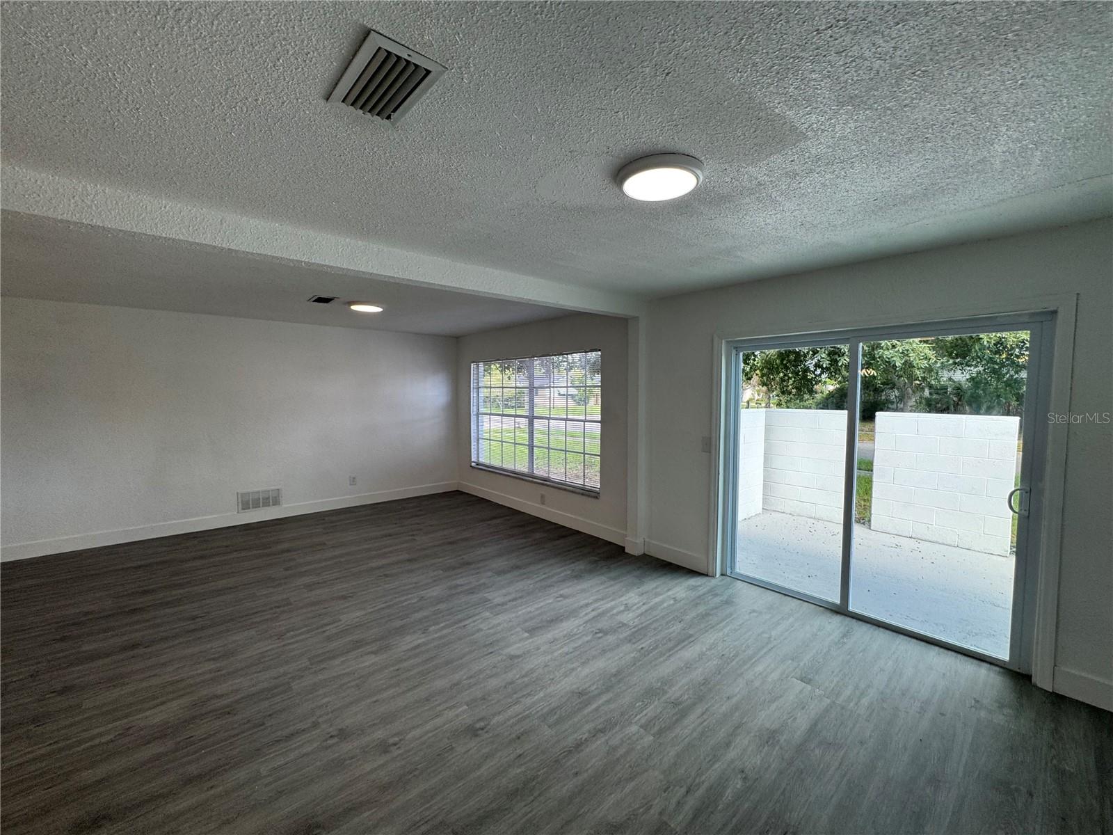 Image 10 of 30 For 1718 Palmer Lane