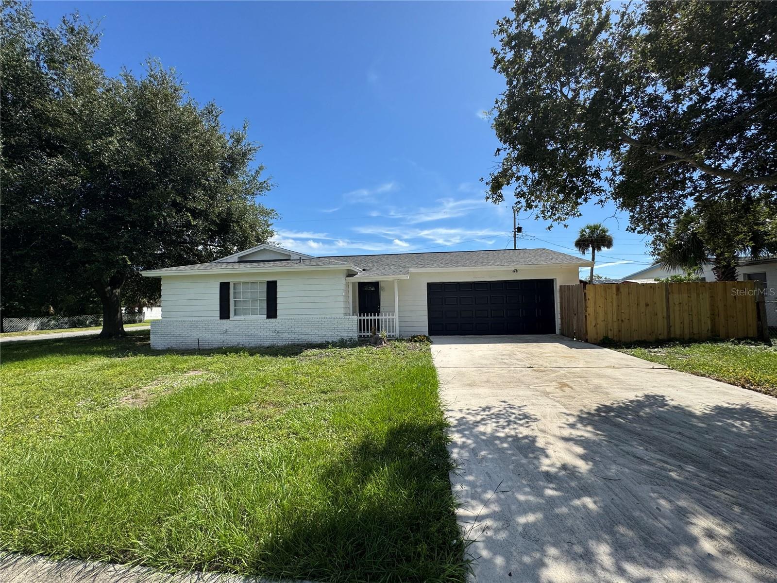 Image 3 of 30 For 1718 Palmer Lane