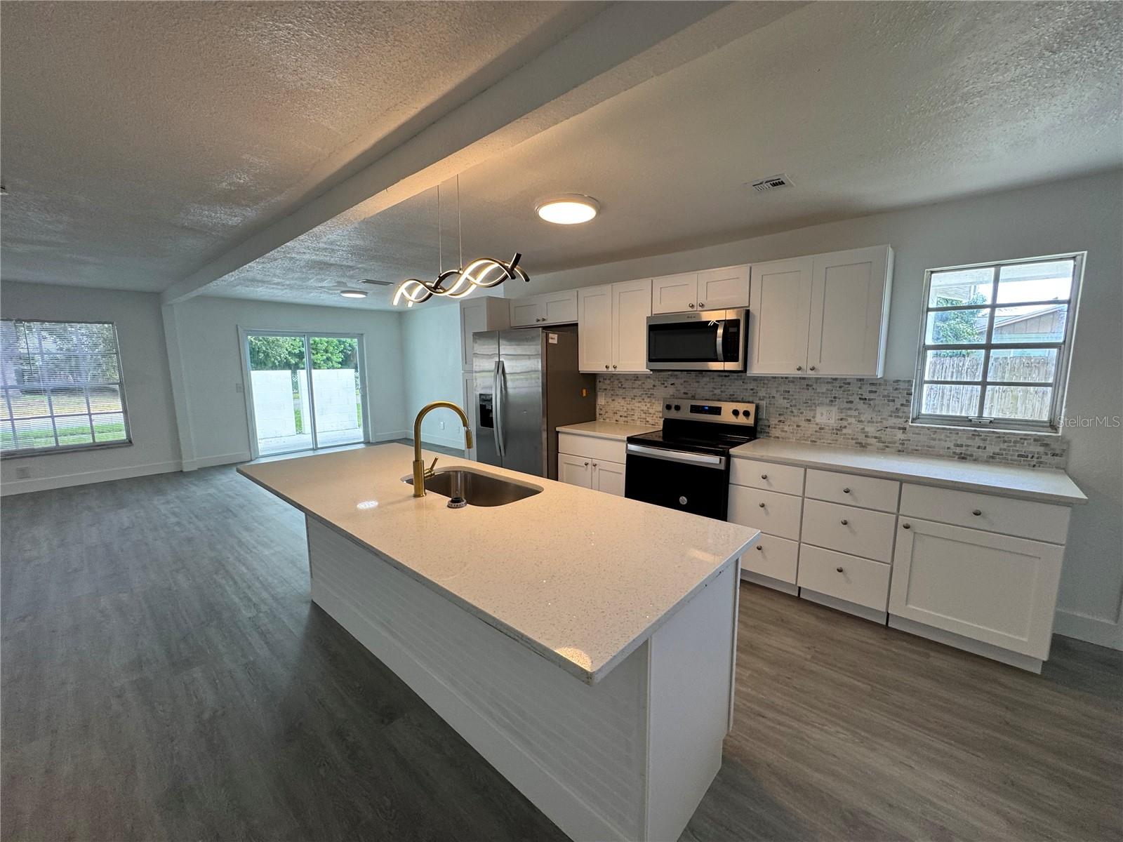 Image 7 of 30 For 1718 Palmer Lane