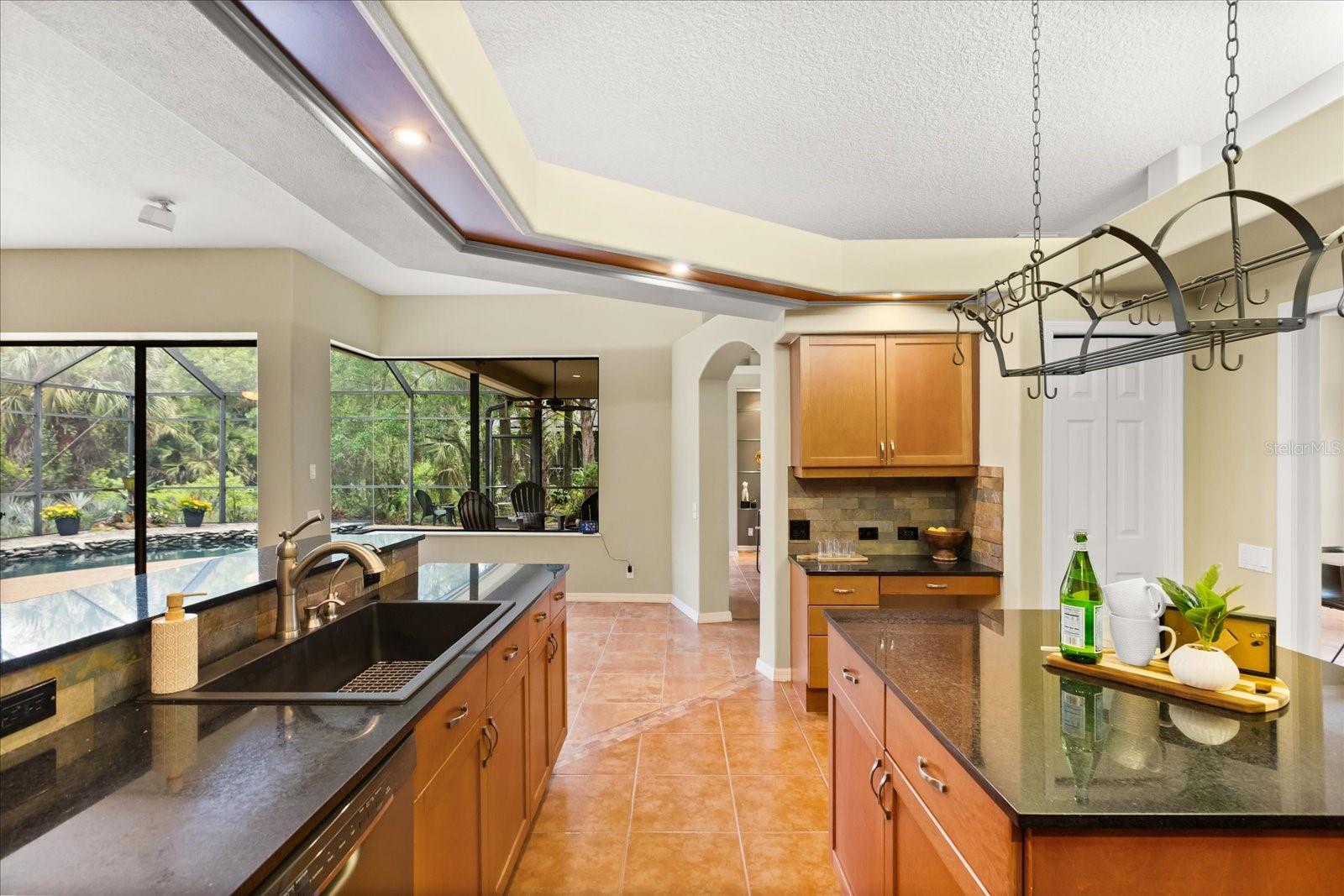 Image 11 of 44 For 622 Palm Valley Drive