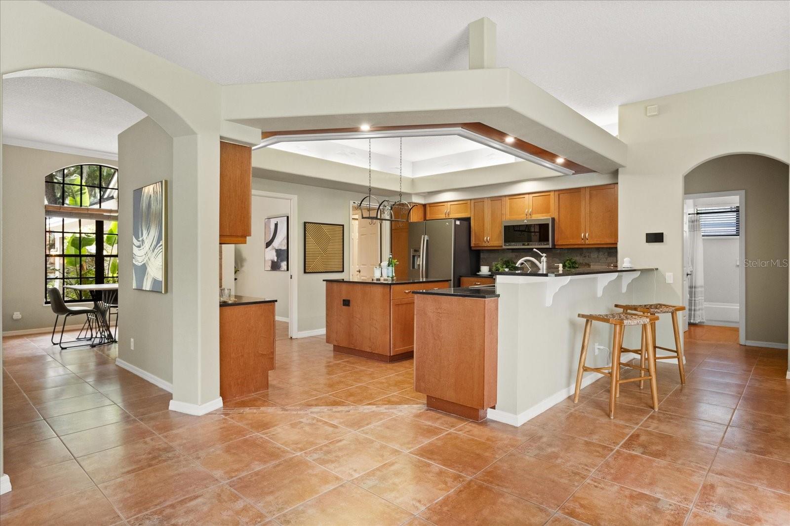 Image 13 of 44 For 622 Palm Valley Drive