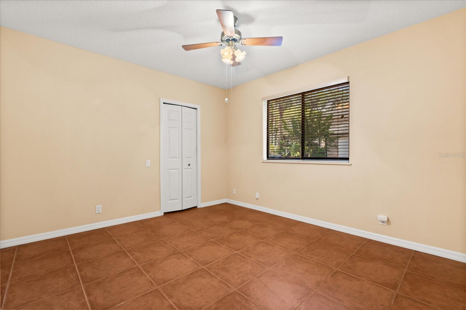 Image 26 of 44 For 622 Palm Valley Drive