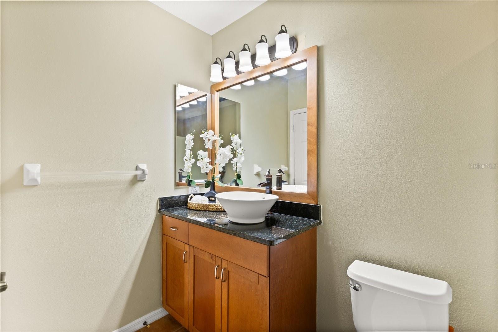 Image 31 of 44 For 622 Palm Valley Drive