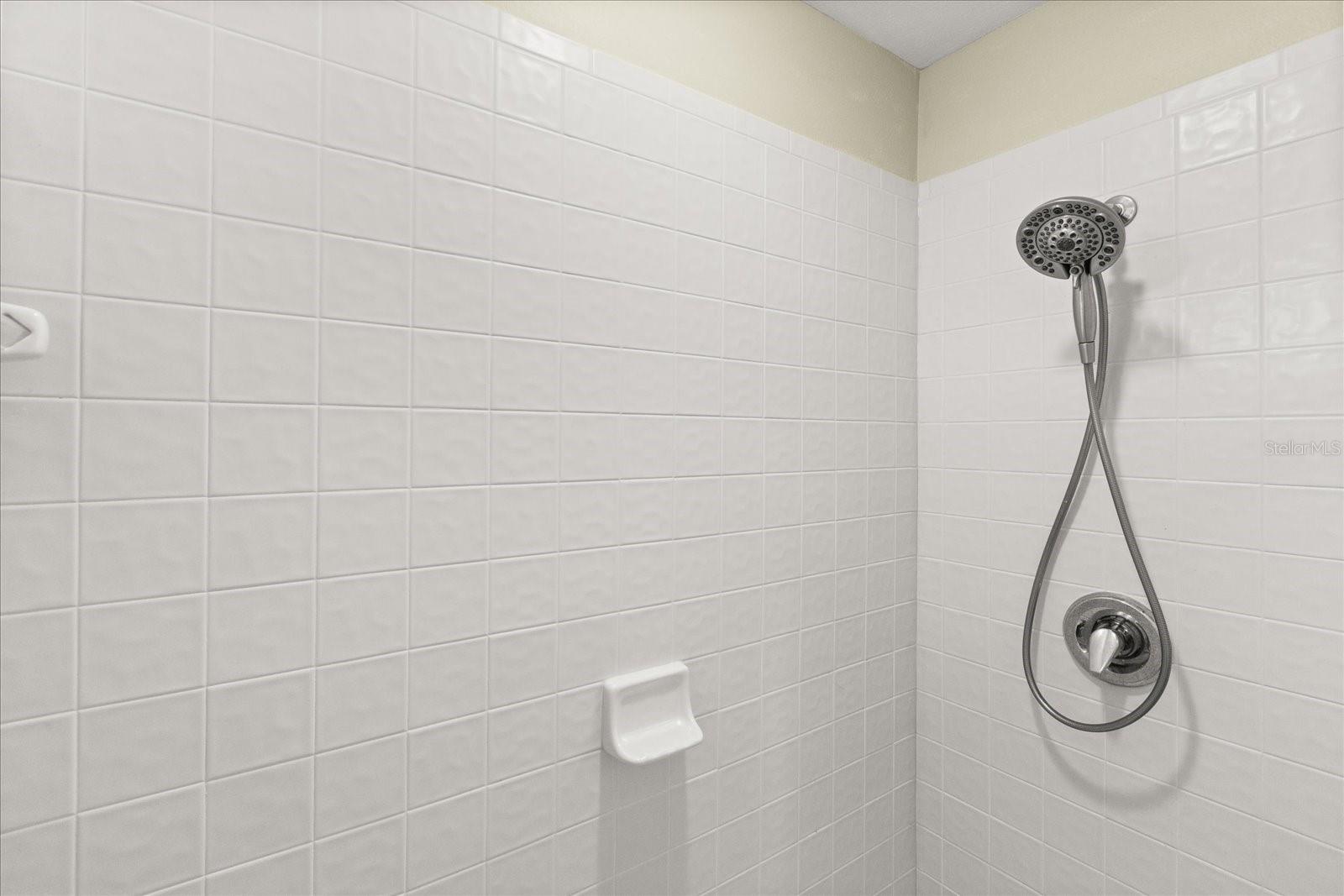 Image 32 of 44 For 622 Palm Valley Drive