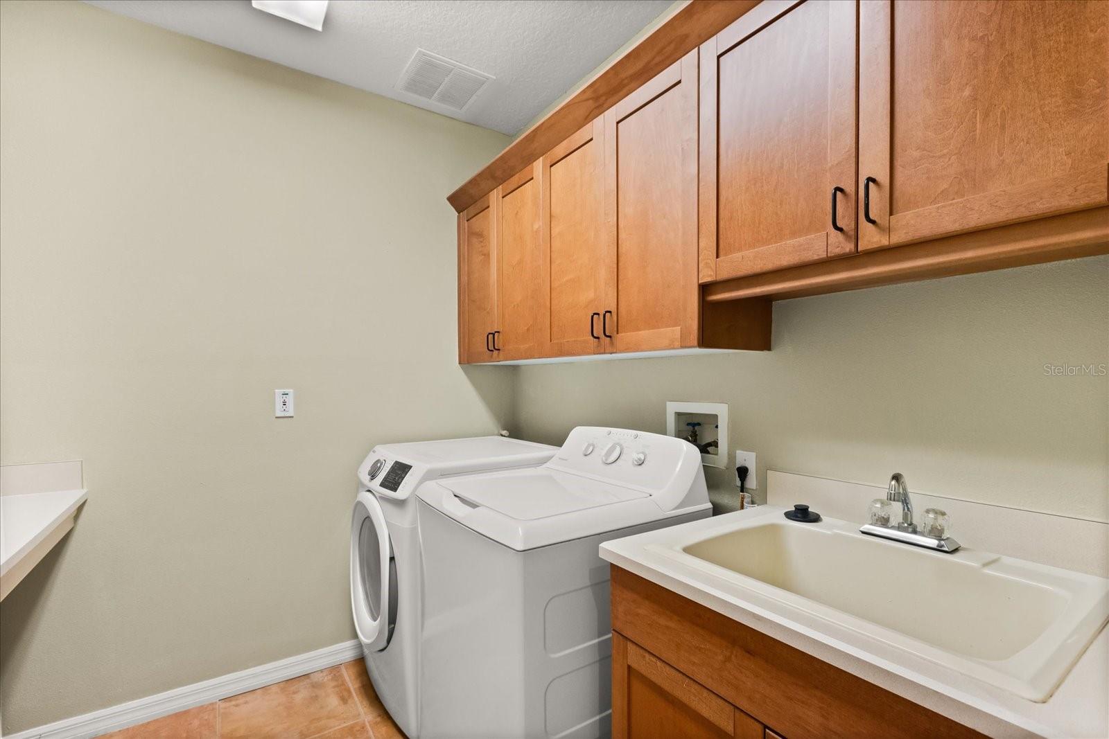 Image 37 of 44 For 622 Palm Valley Drive