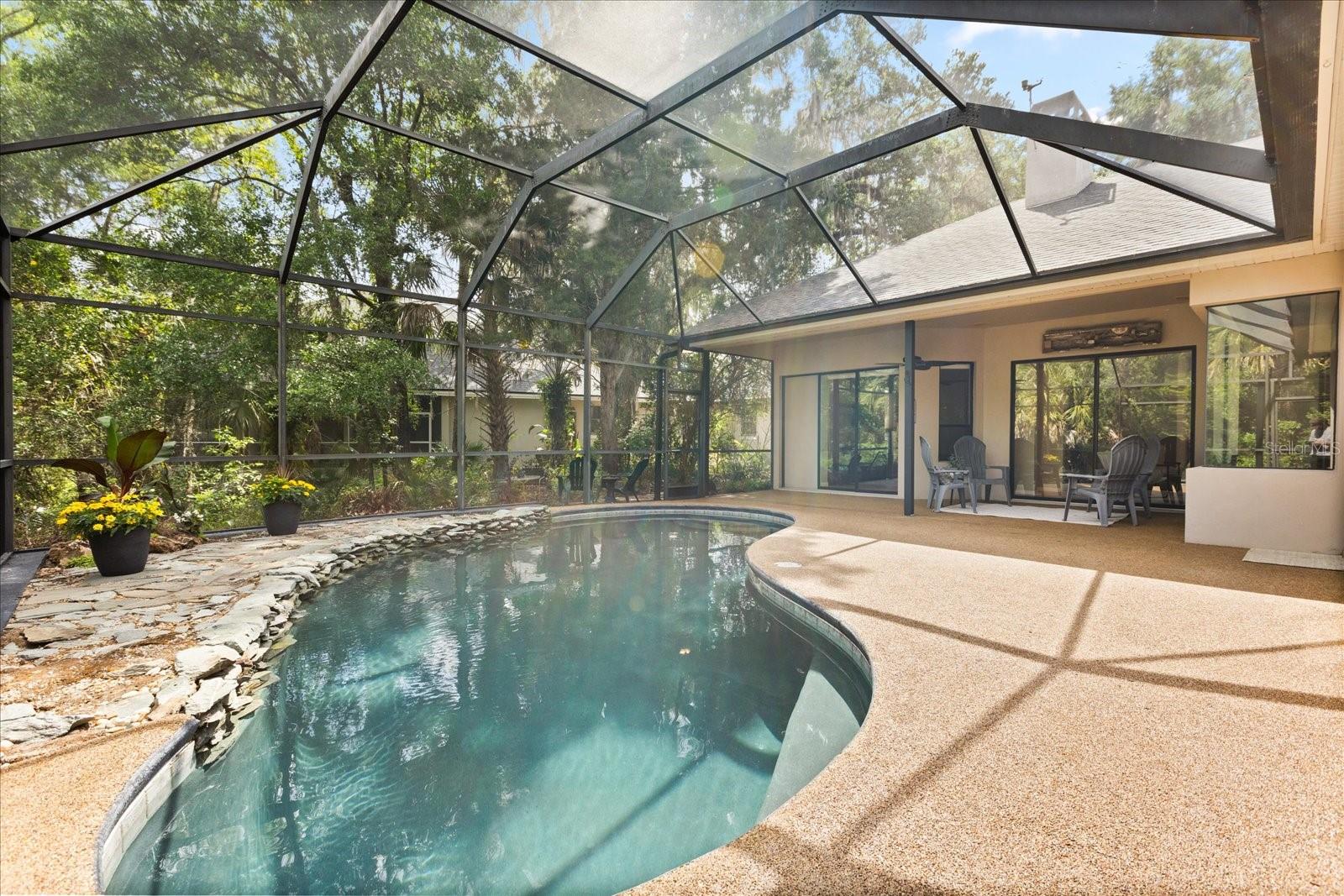 Image 39 of 44 For 622 Palm Valley Drive