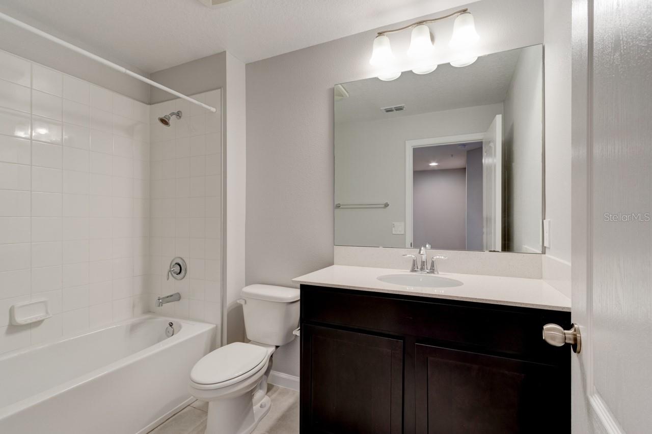 Image 16 of 25 For 263 Cape Honeysuckle Place