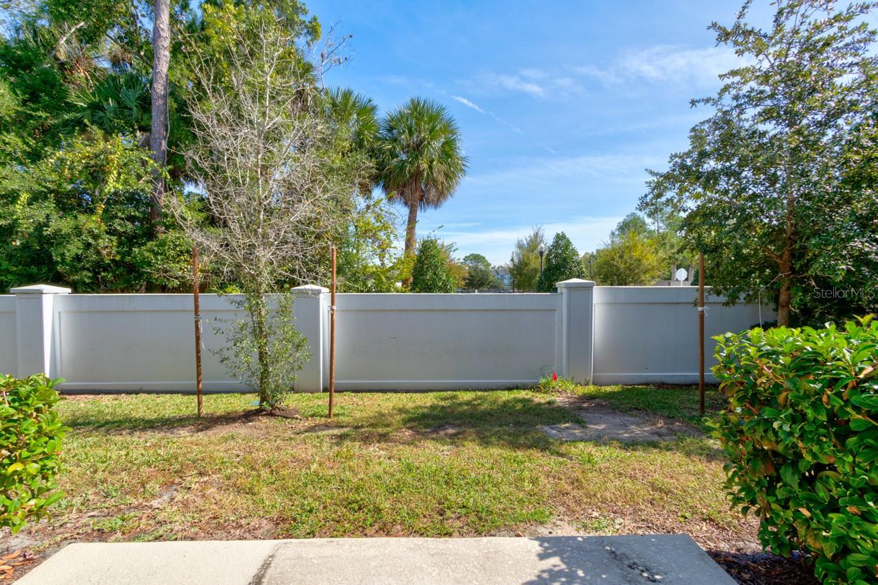 Image 23 of 25 For 263 Cape Honeysuckle Place