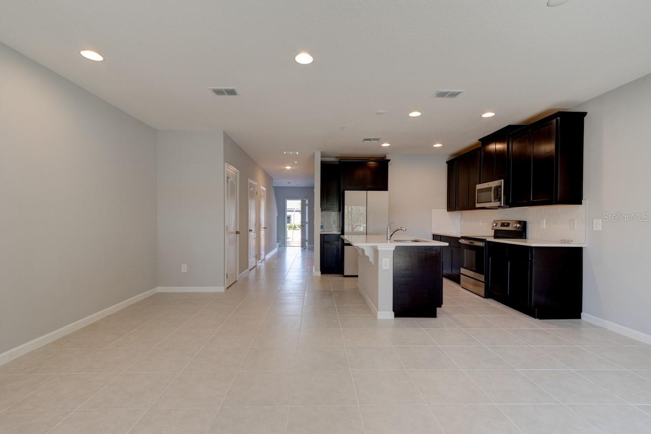 Image 3 of 25 For 263 Cape Honeysuckle Place