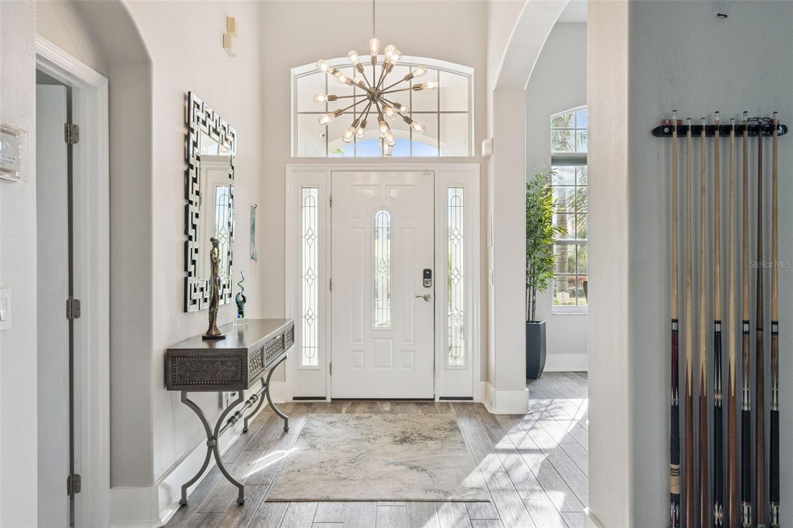 Image 4 of 52 For 625 Prestwick Drive