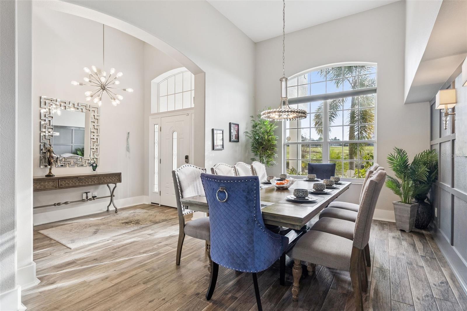 Image 5 of 52 For 625 Prestwick Drive