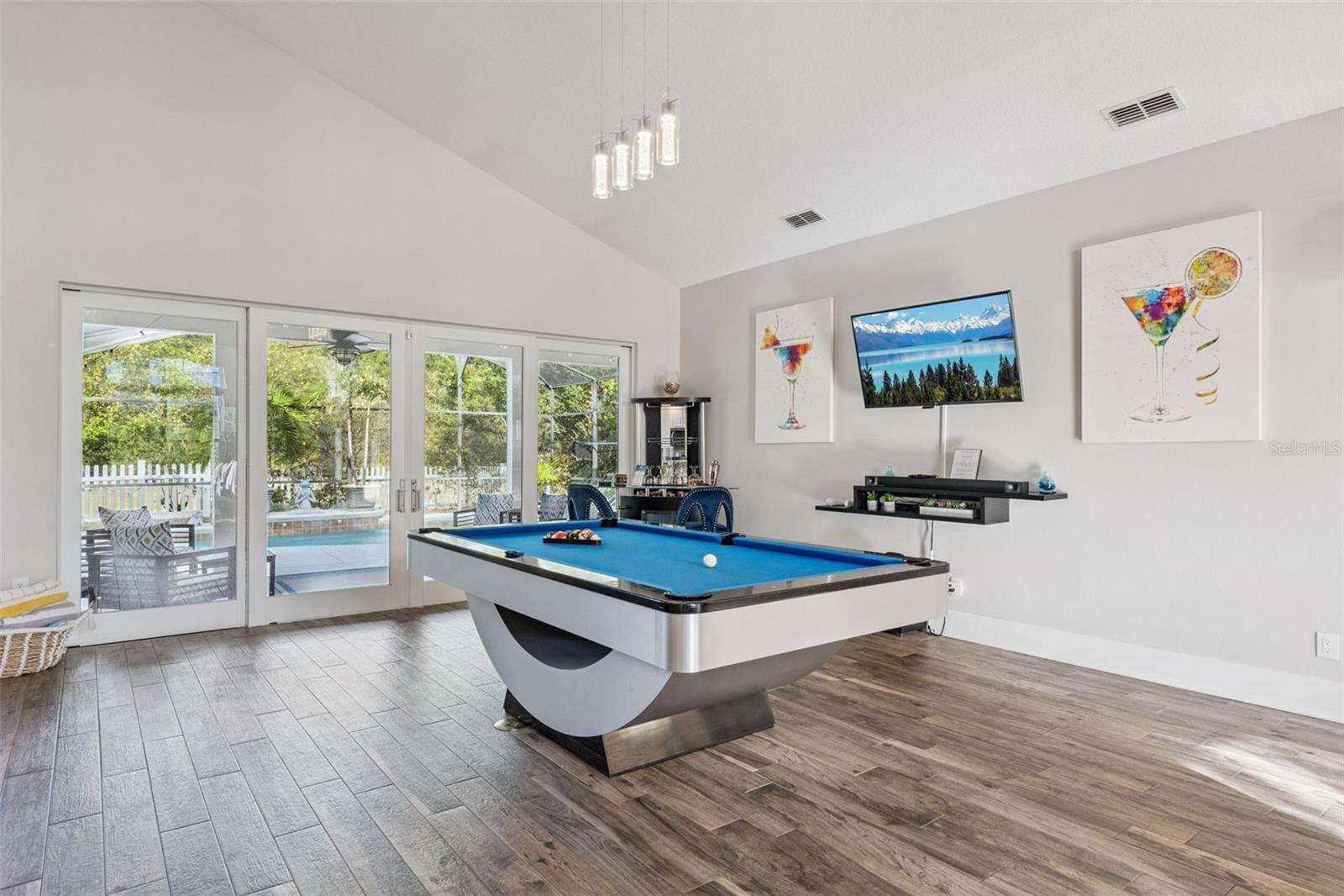 Image 8 of 52 For 625 Prestwick Drive