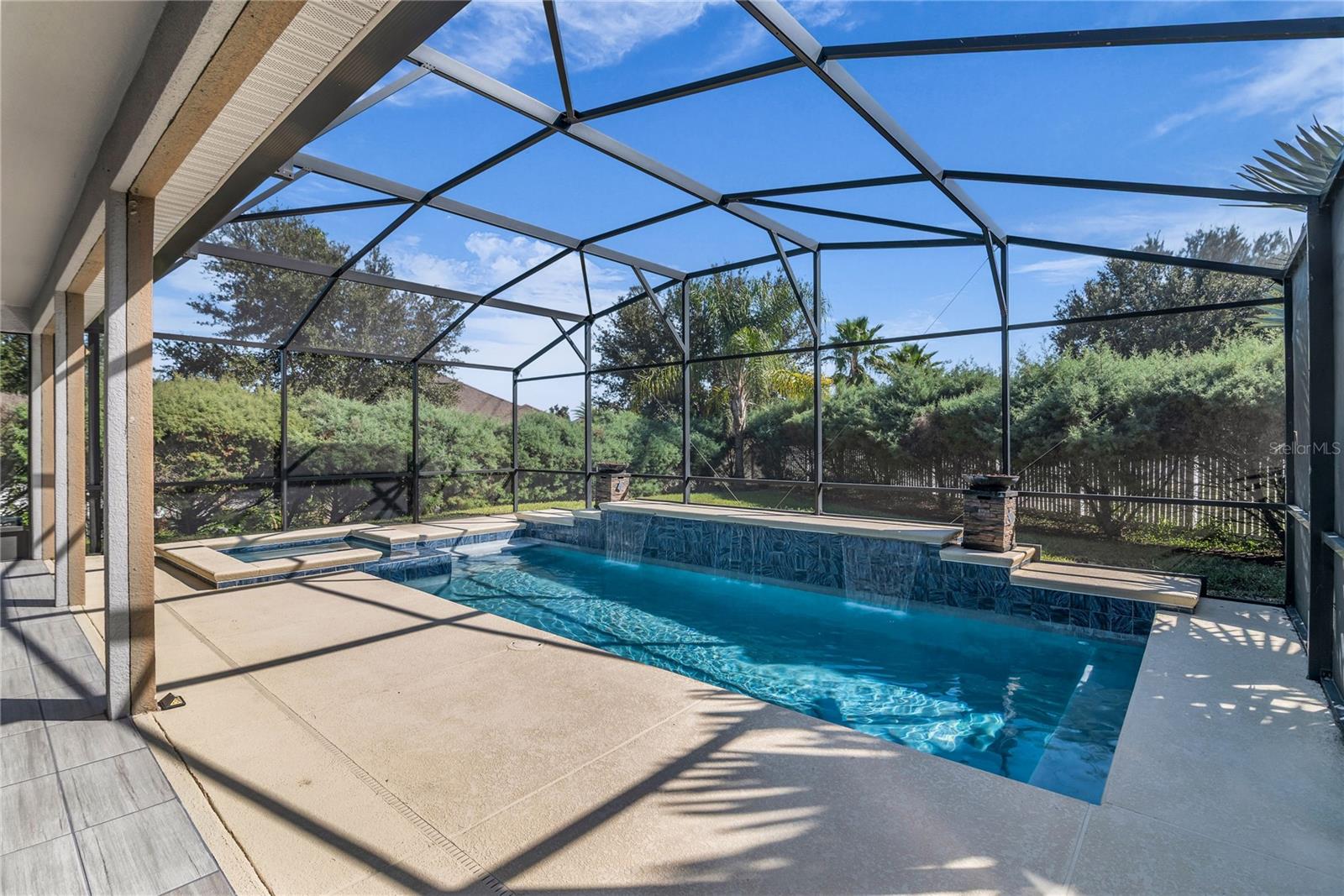 Image 19 of 54 For 4018 Chandler Estates Drive