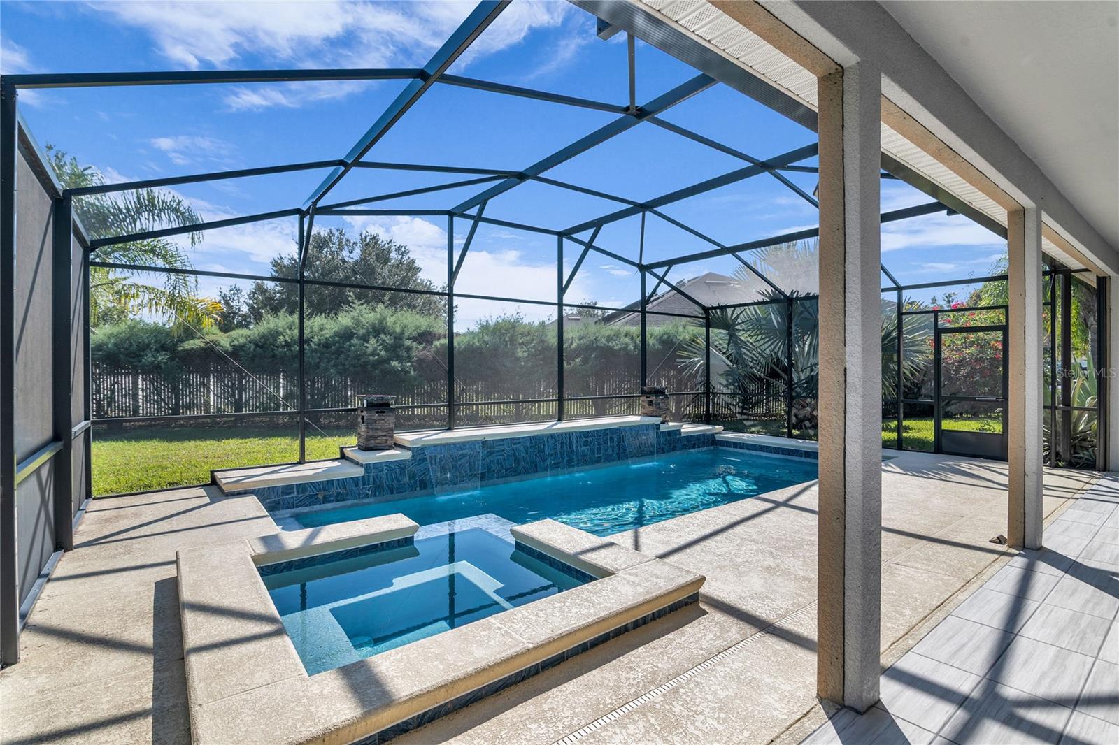 Image 21 of 54 For 4018 Chandler Estates Drive