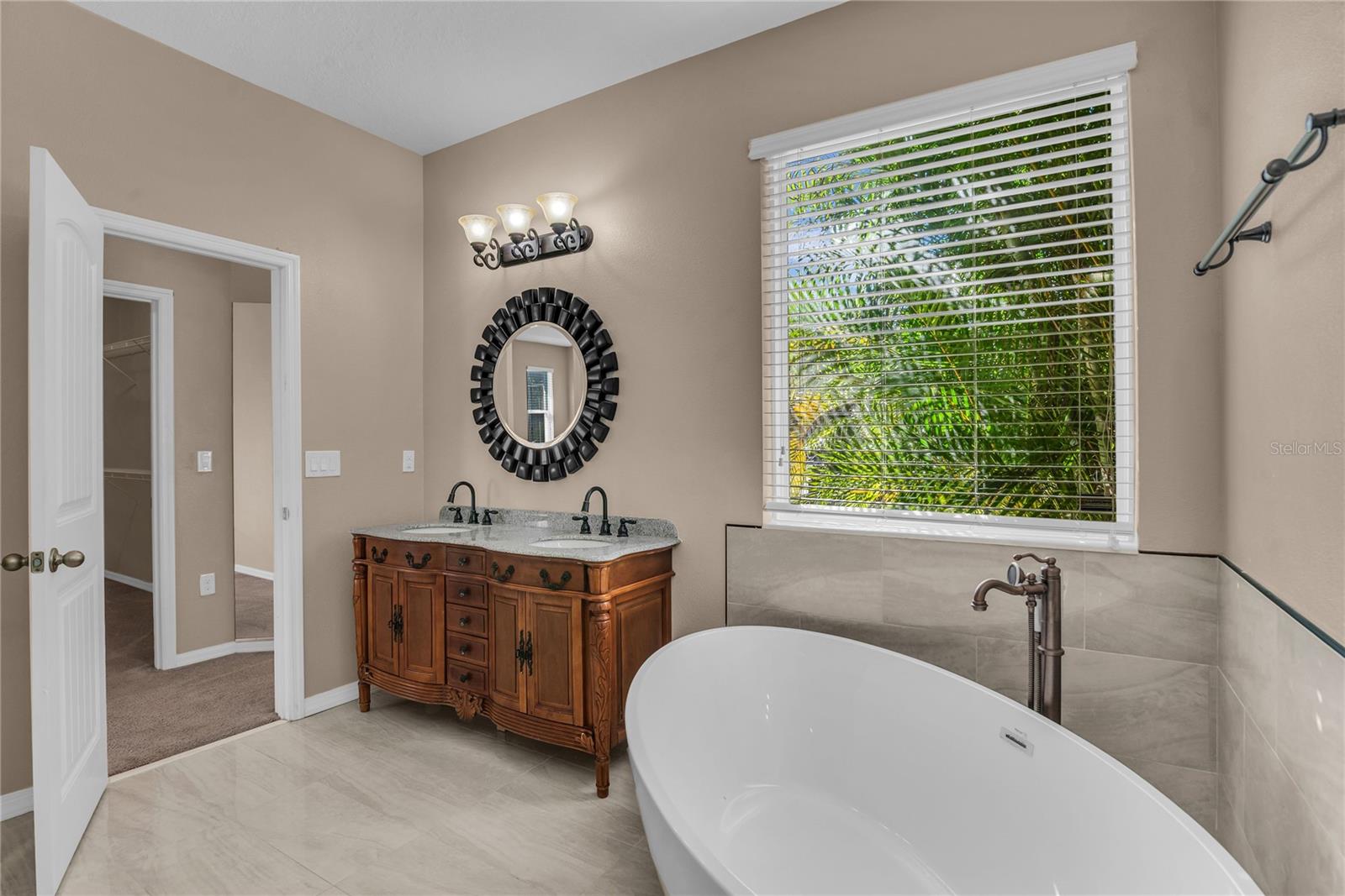 Image 30 of 54 For 4018 Chandler Estates Drive