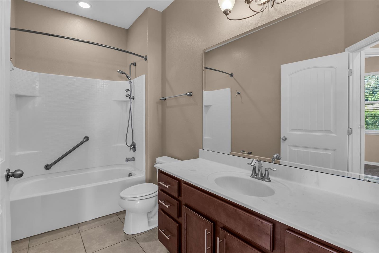 Image 36 of 54 For 4018 Chandler Estates Drive