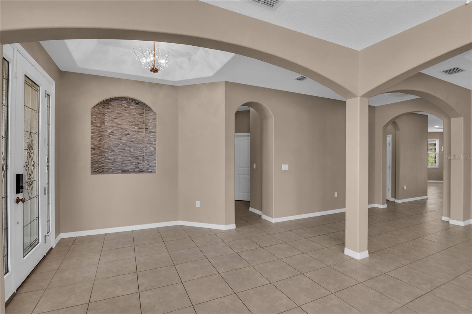 Image 6 of 54 For 4018 Chandler Estates Drive