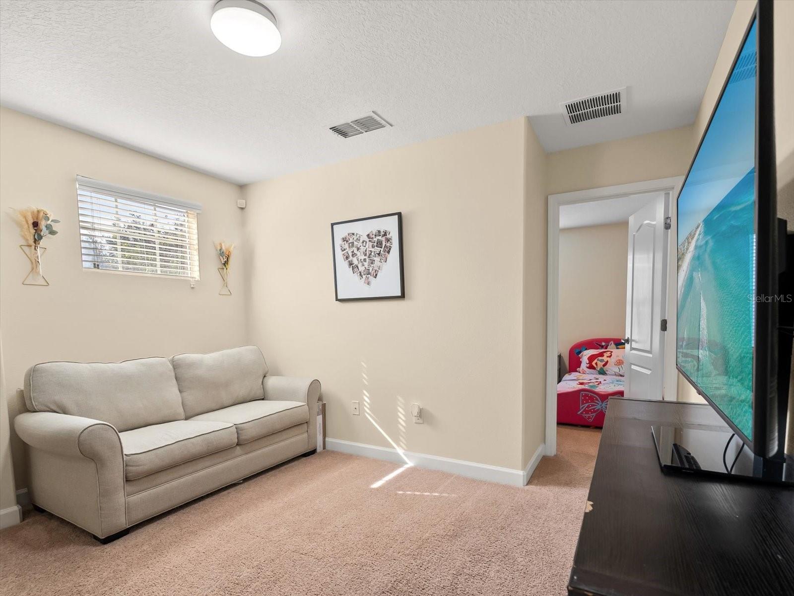 Image 23 of 48 For 15607 Camp Dubois Crescent