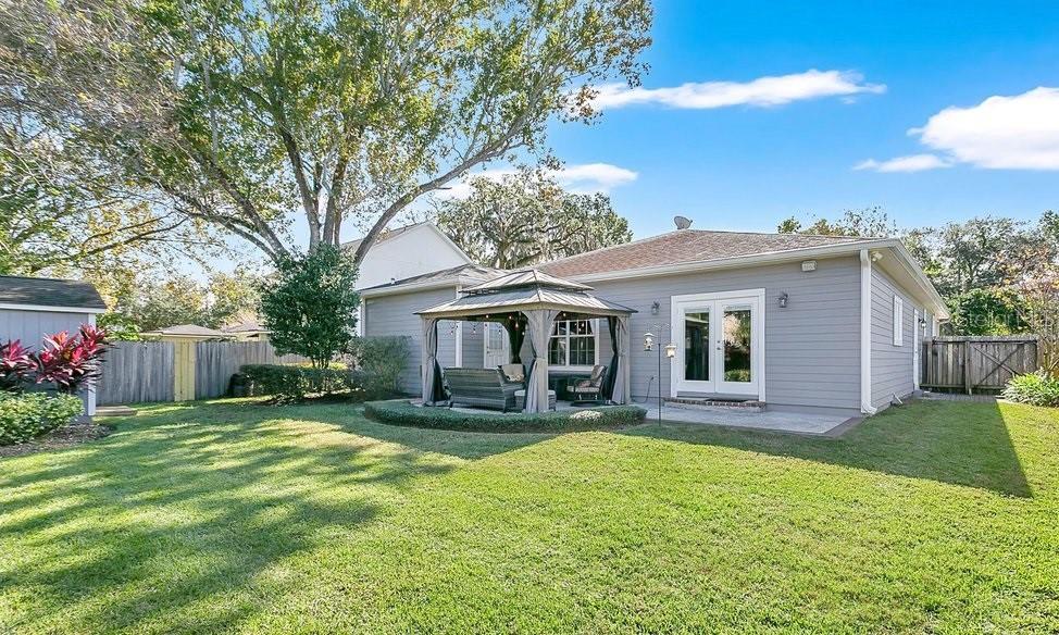 Image 25 of 33 For 901 Shady Lane Drive