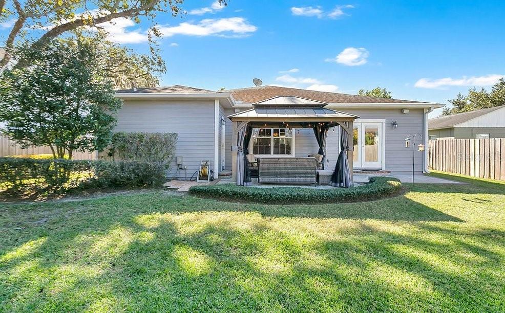 Image 26 of 33 For 901 Shady Lane Drive