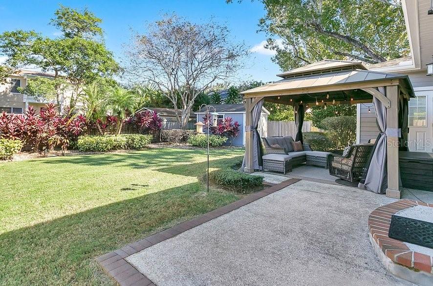 Image 27 of 33 For 901 Shady Lane Drive