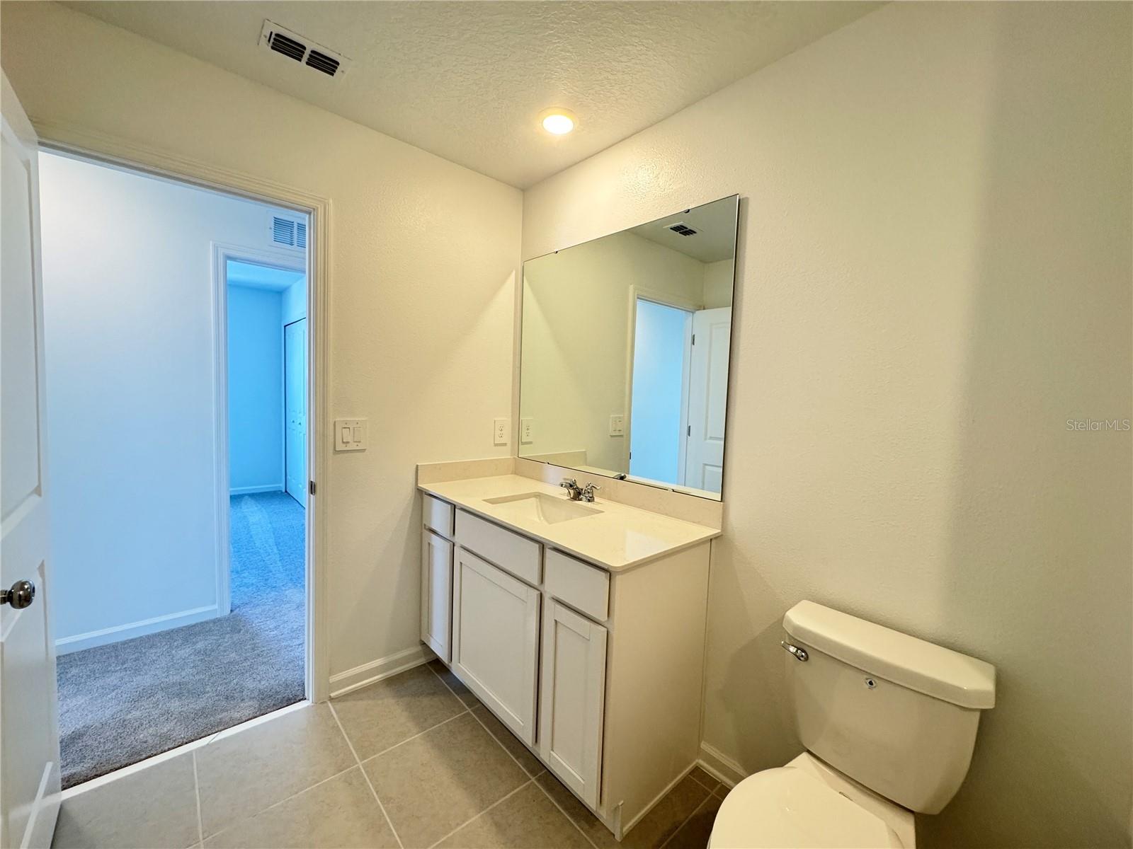 Image 25 of 38 For 1946 Sarah Street