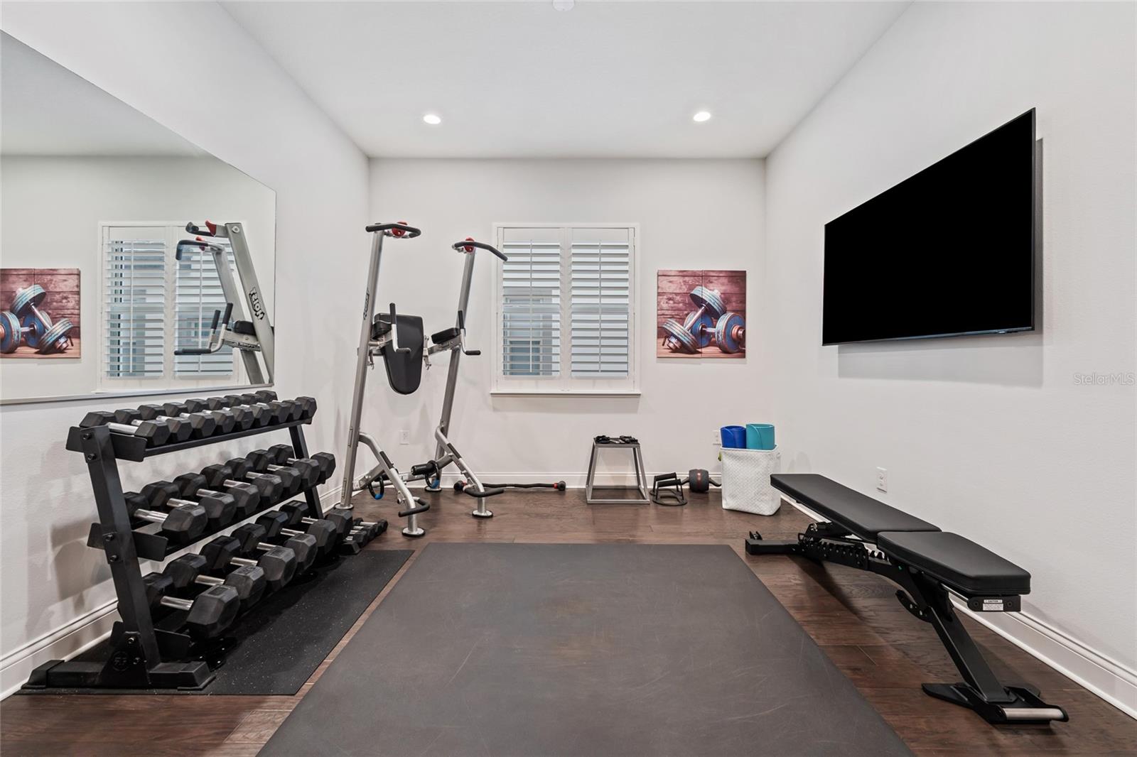 Image 11 of 50 For 10692 Royal Cypress Way