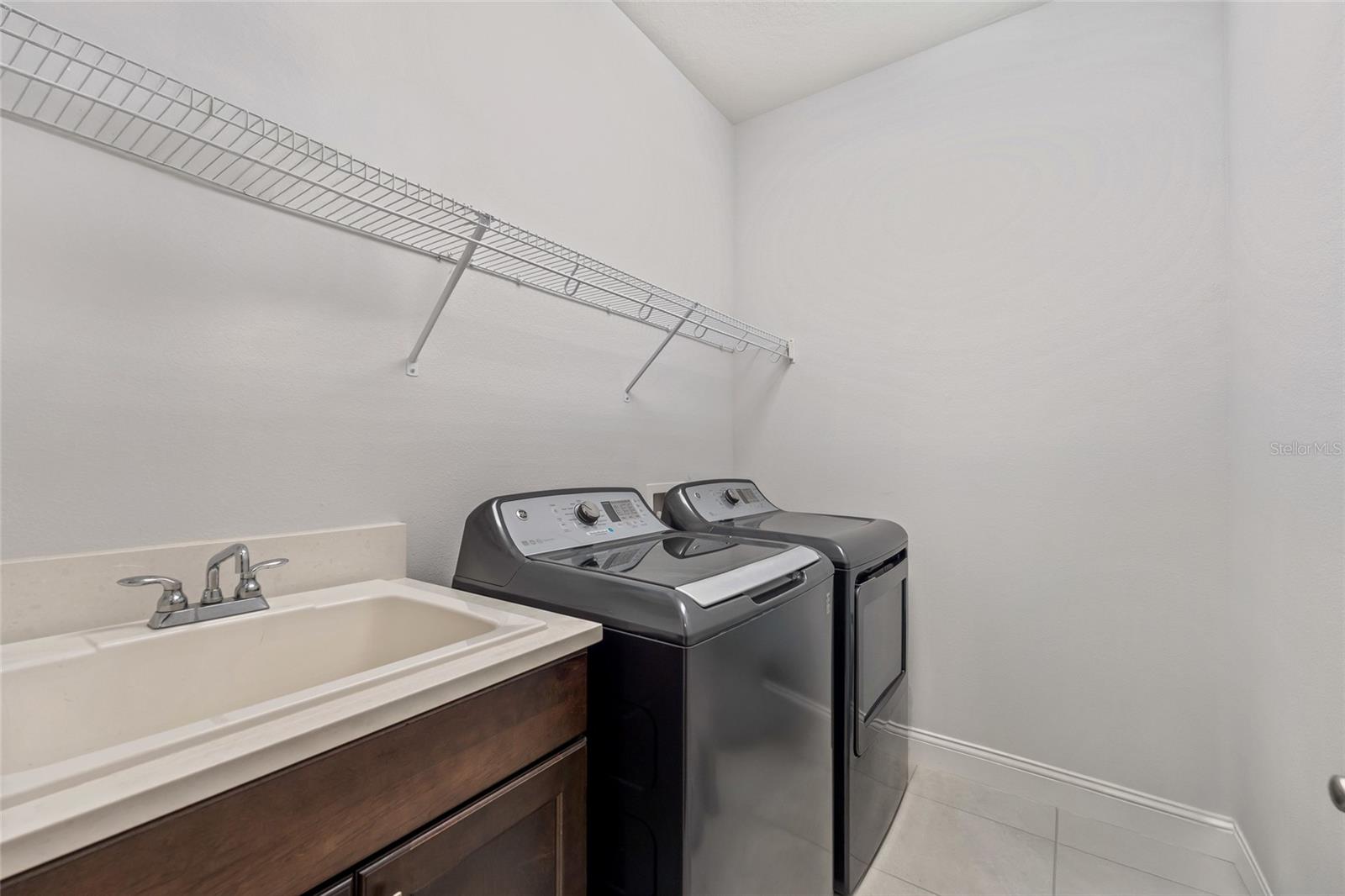 Image 12 of 50 For 10692 Royal Cypress Way