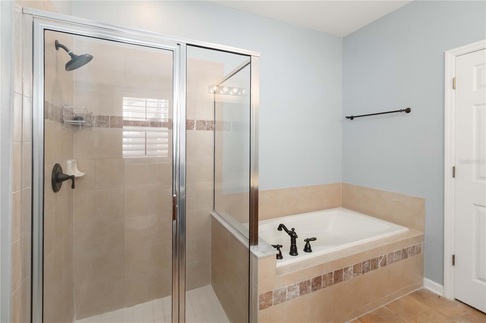 Image 15 of 27 For 8719 Silk Bay Place