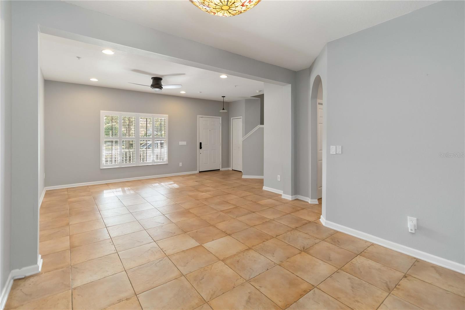 Image 6 of 27 For 8719 Silk Bay Place