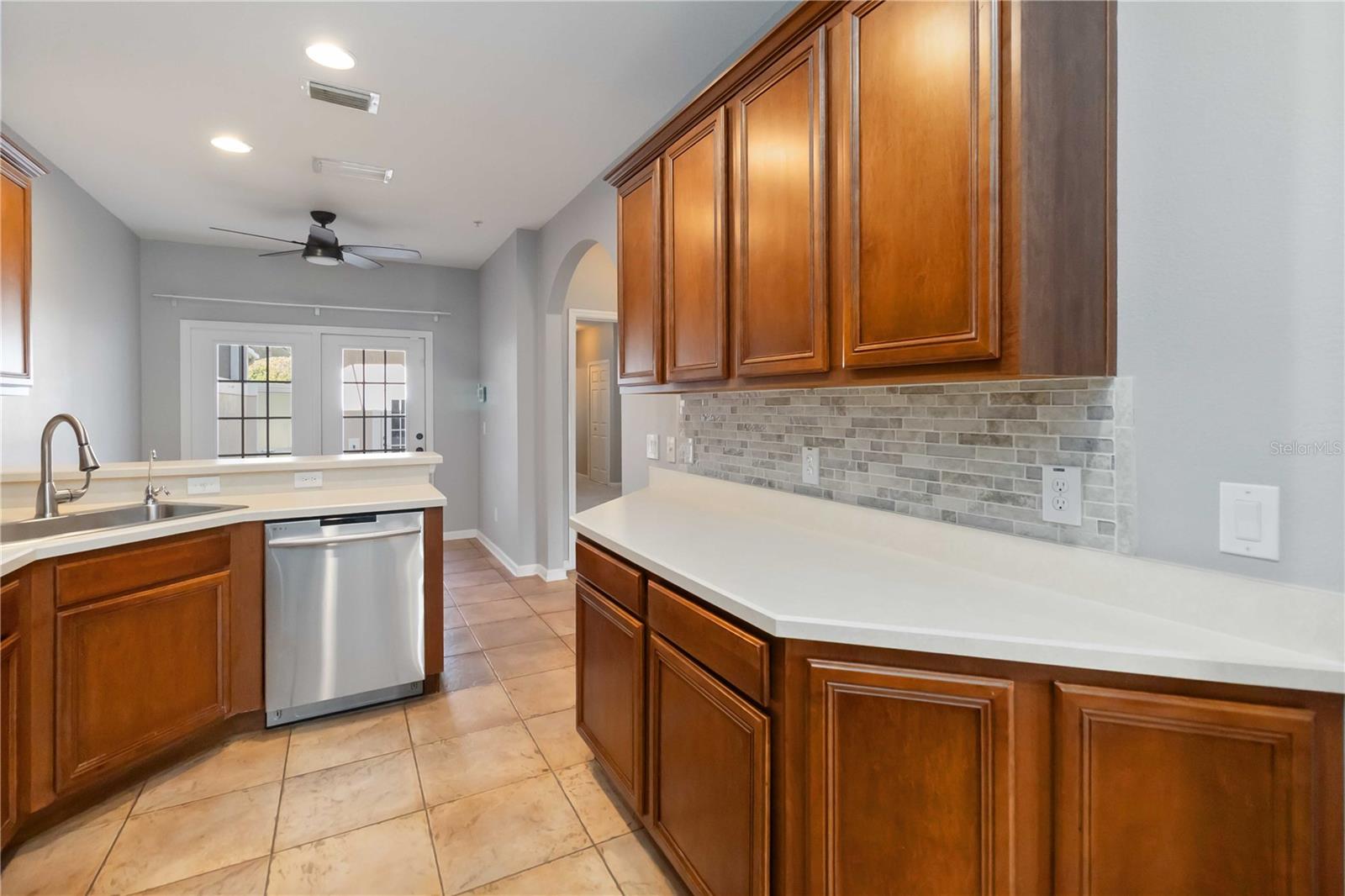 Image 9 of 27 For 8719 Silk Bay Place