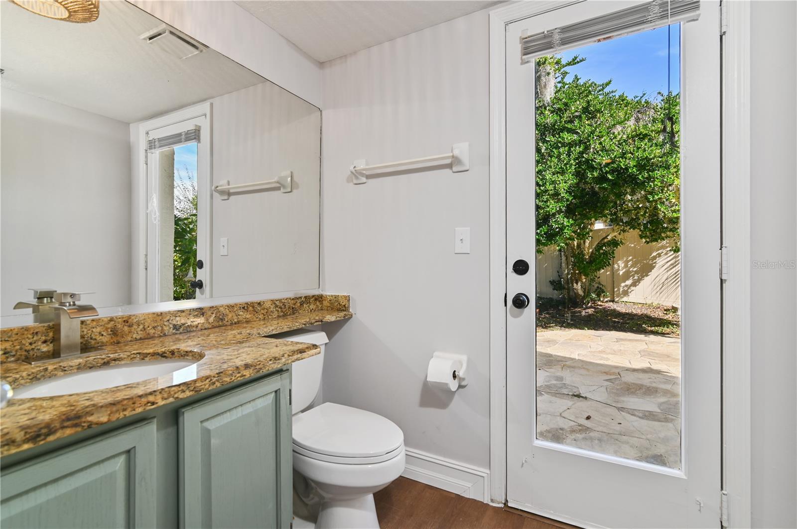 Image 34 of 95 For 2202 Lake Marion Drive