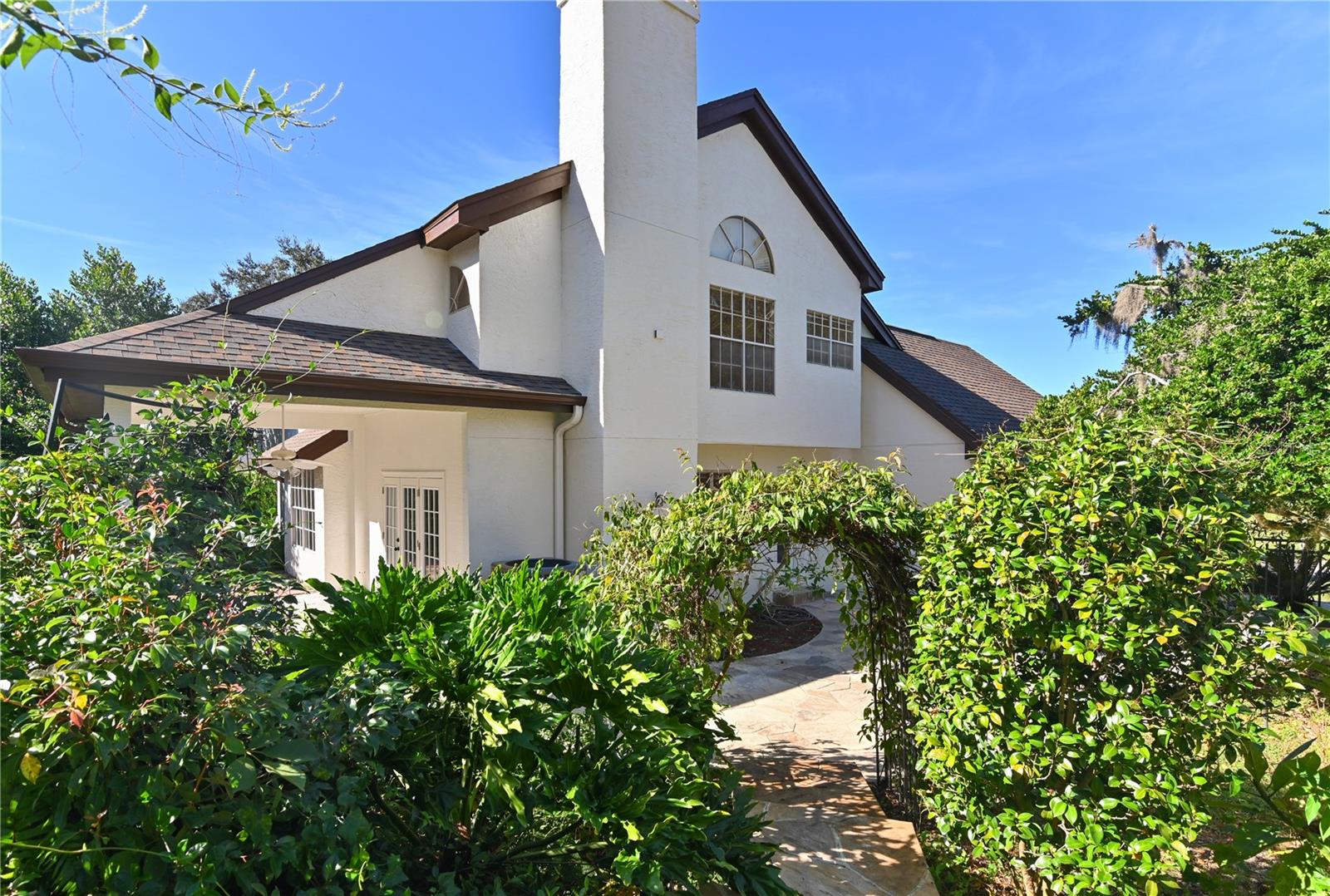 Image 72 of 95 For 2202 Lake Marion Drive