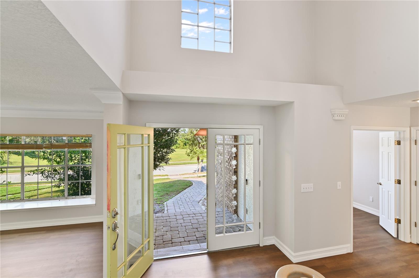 Image 9 of 95 For 2202 Lake Marion Drive