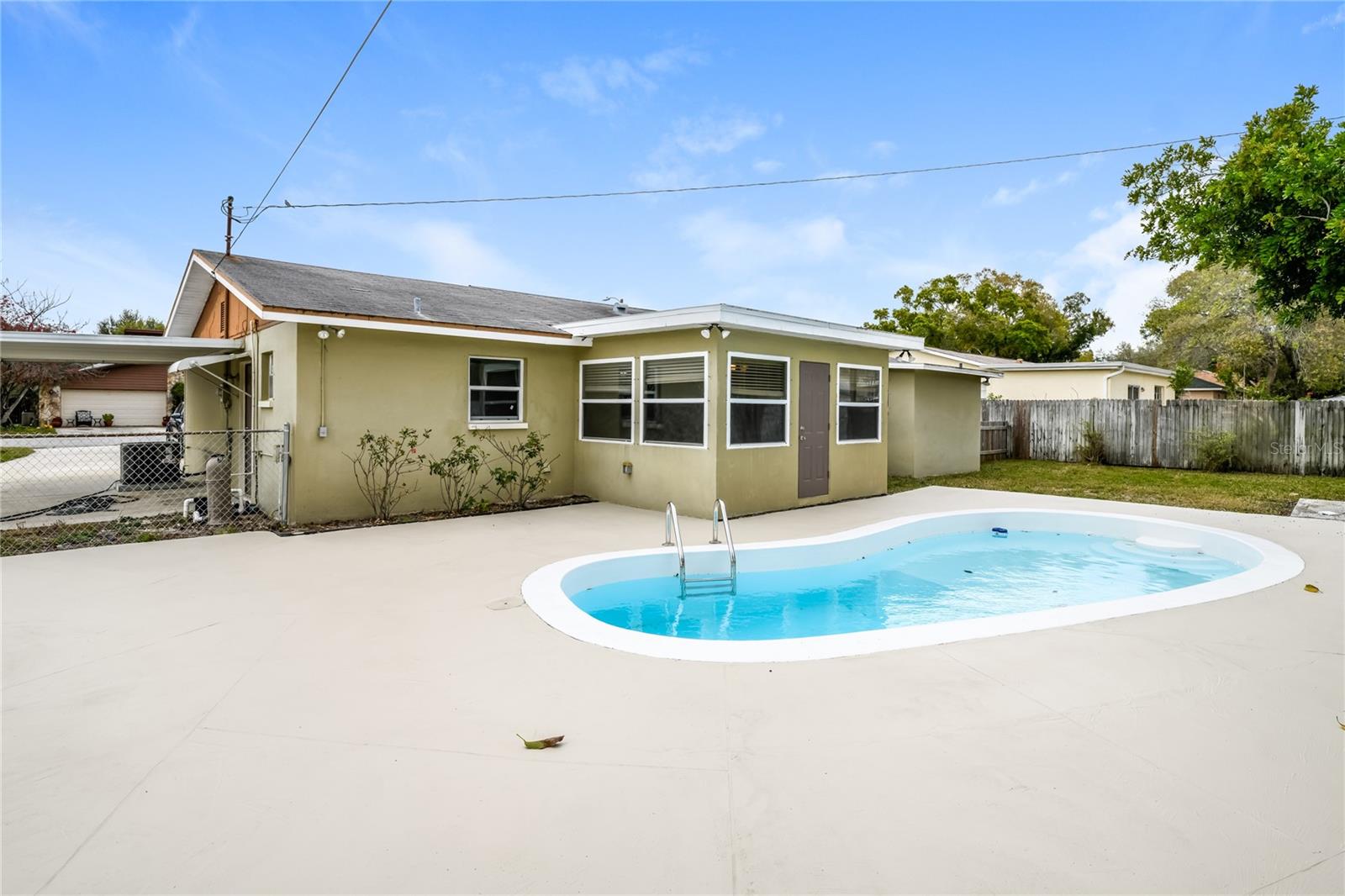 Image 13 of 16 For 610 Charlotte Avenue