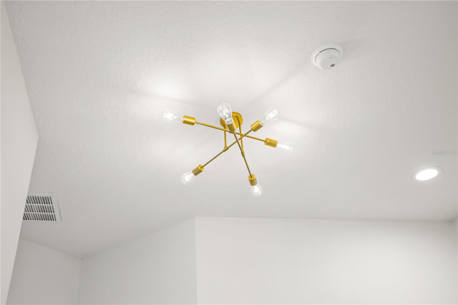 Image 31 of 48 For 7819 Hardenton Street