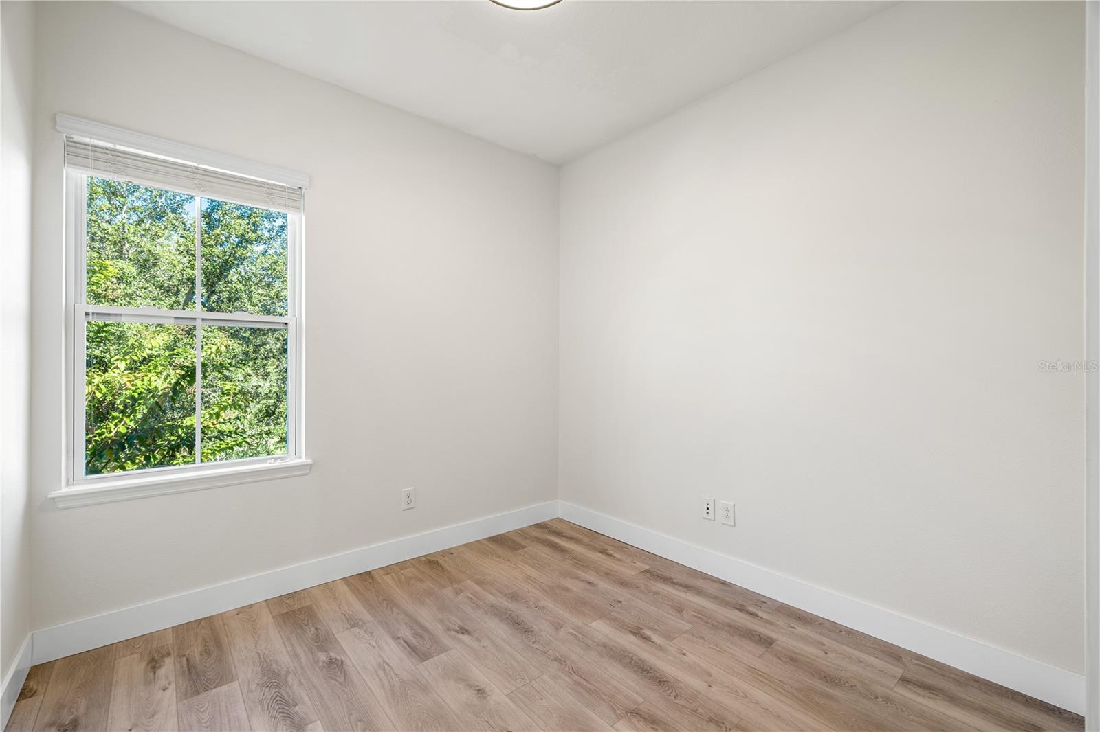 Image 32 of 48 For 7819 Hardenton Street