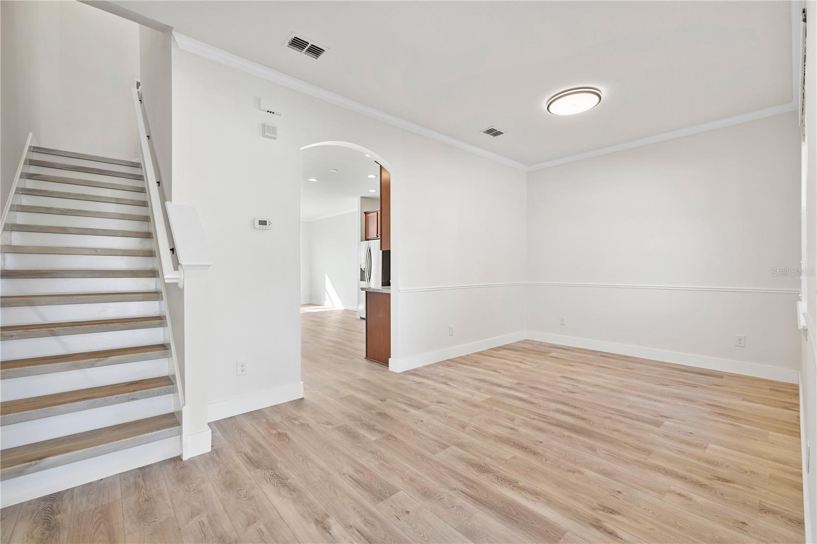 Image 7 of 48 For 7819 Hardenton Street