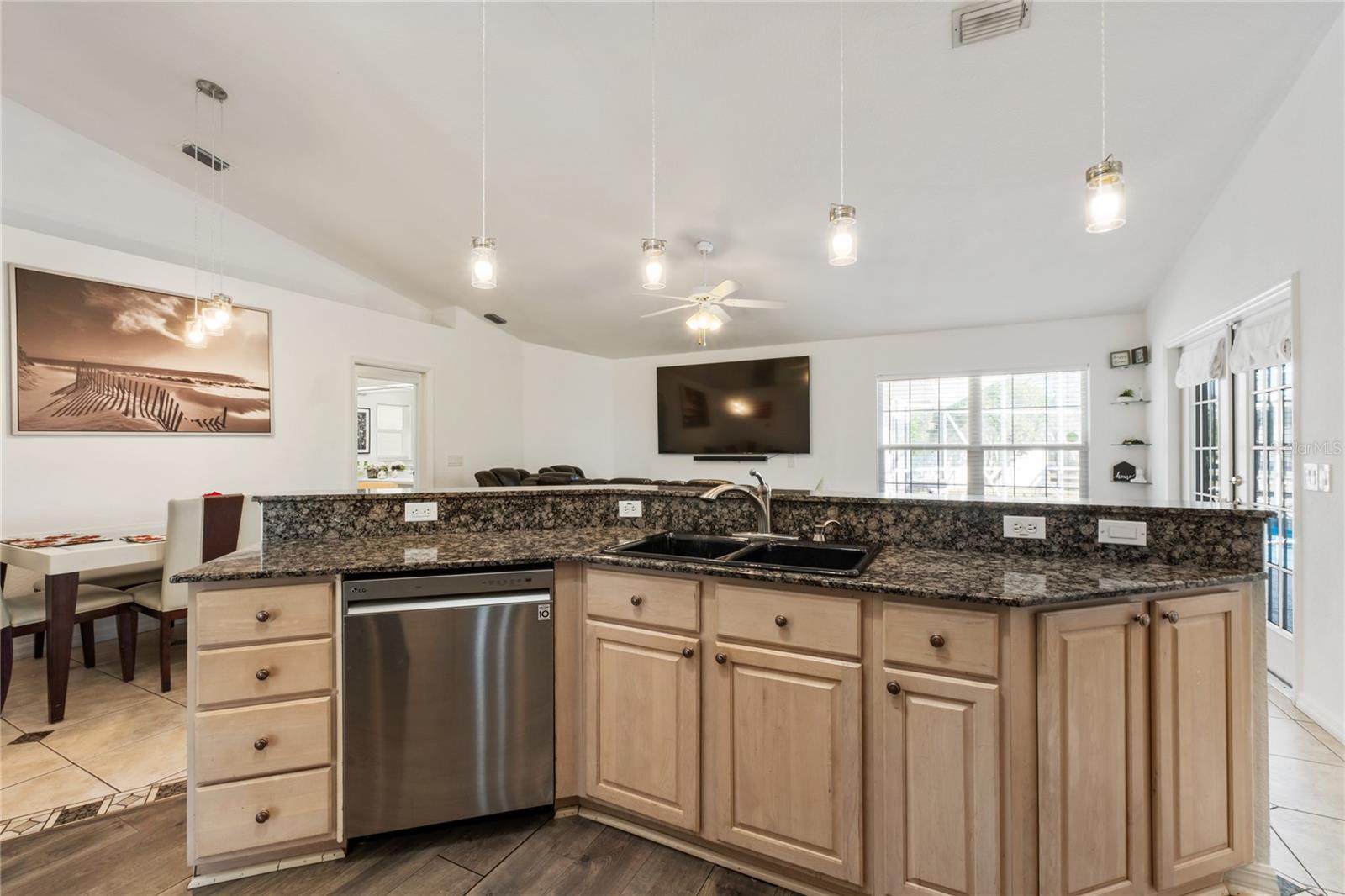 Image 21 of 38 For 5313 86th Place