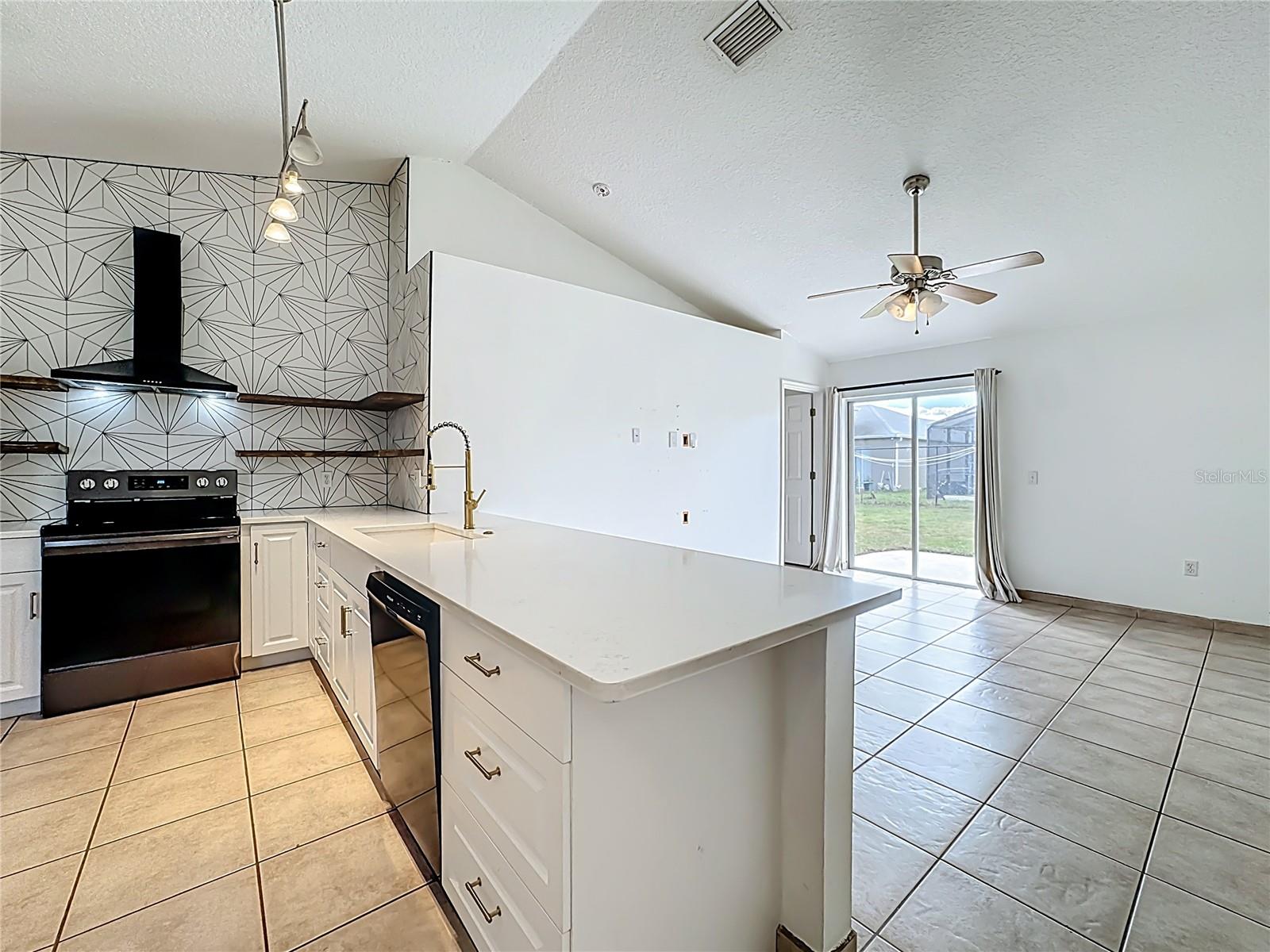 Image 10 of 35 For 2906 Cialella Pass