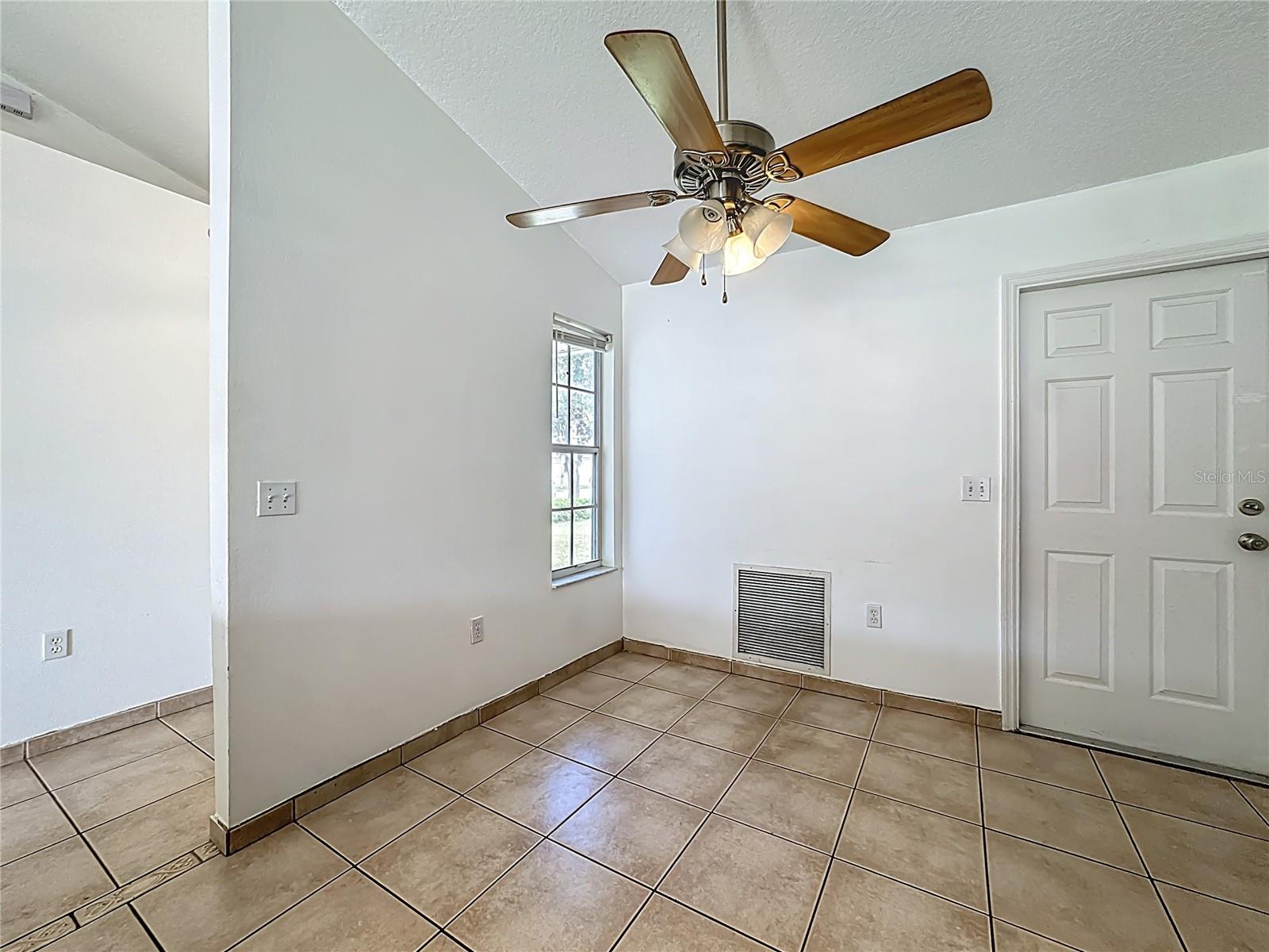 Image 12 of 35 For 2906 Cialella Pass