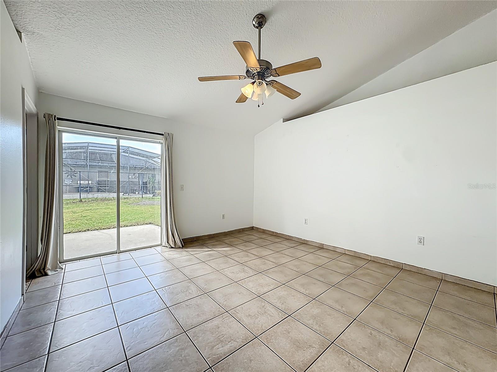 Image 15 of 35 For 2906 Cialella Pass