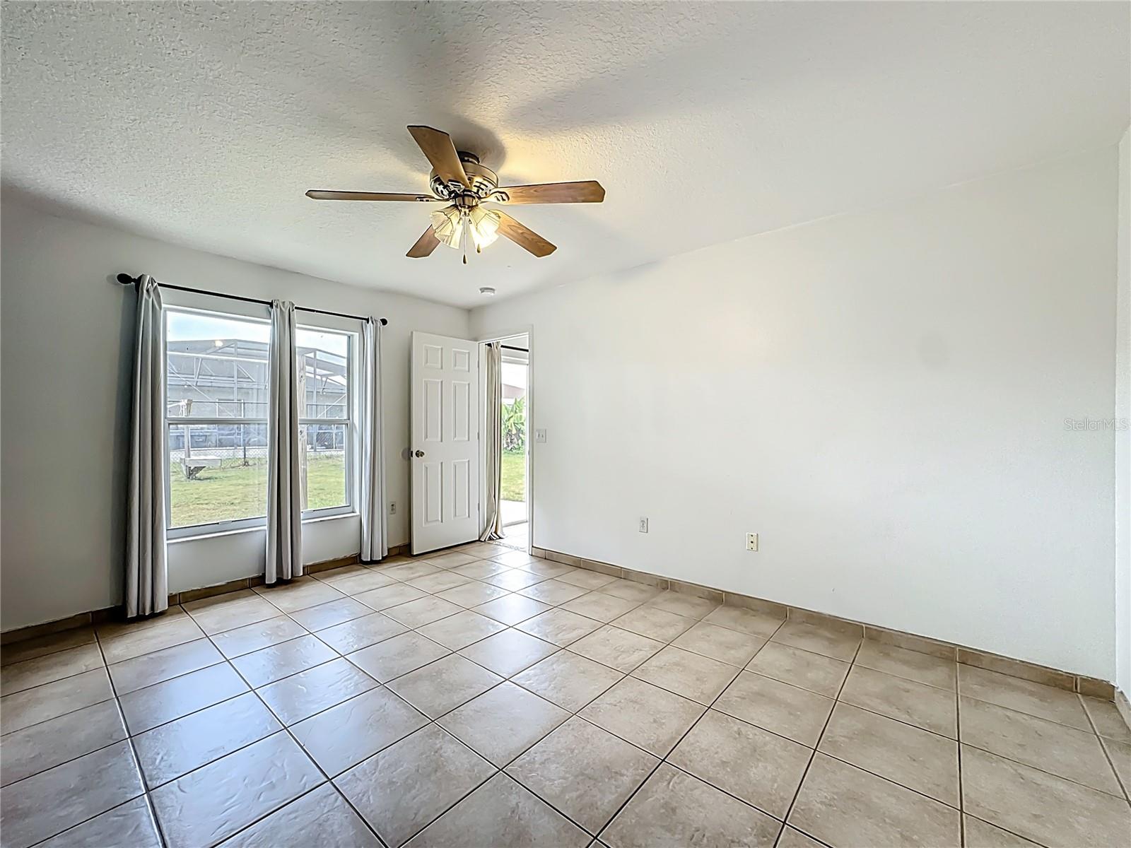 Image 17 of 35 For 2906 Cialella Pass