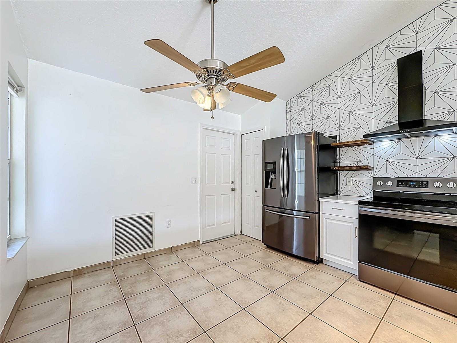 Image 8 of 35 For 2906 Cialella Pass