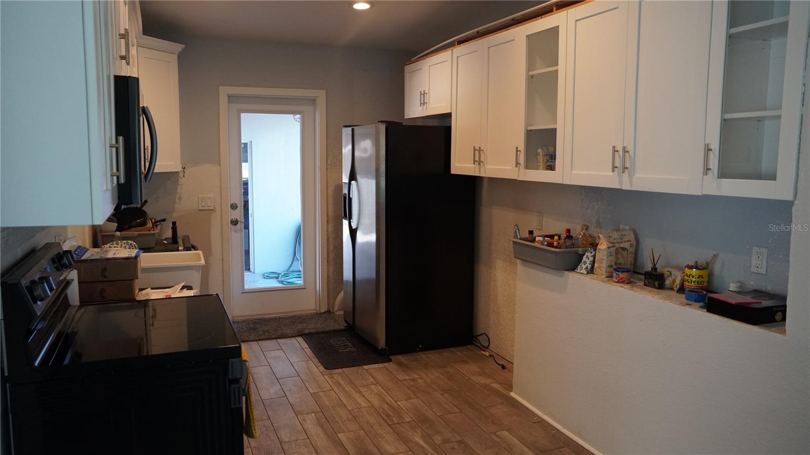 Image 4 of 17 For 123 Standish Circle