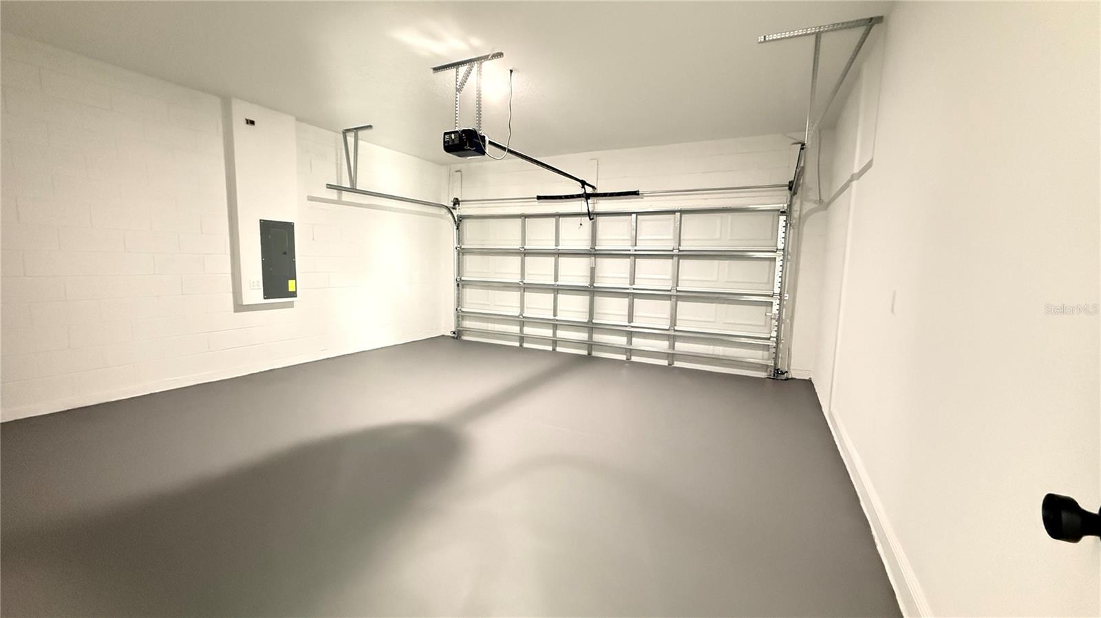 Image 24 of 27 For 2332 Newhope Lane