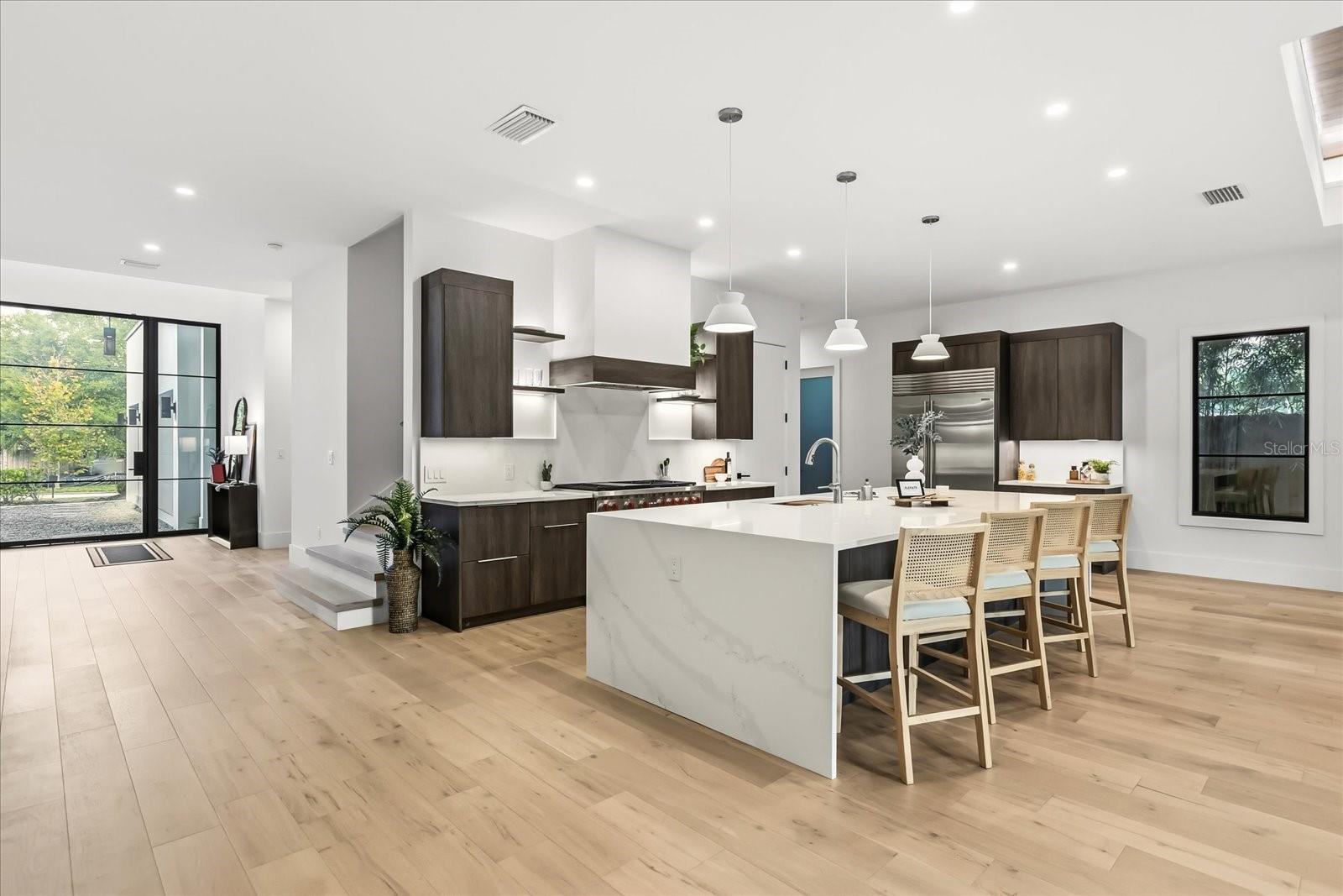 Image 12 of 56 For 2412 Chantilly Avenue