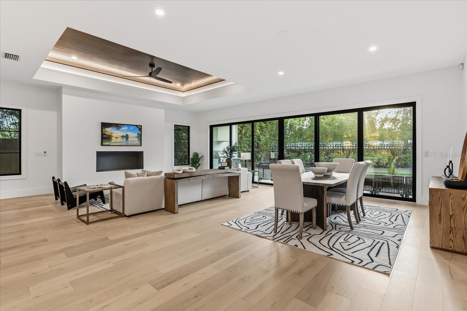 Image 16 of 56 For 2412 Chantilly Avenue