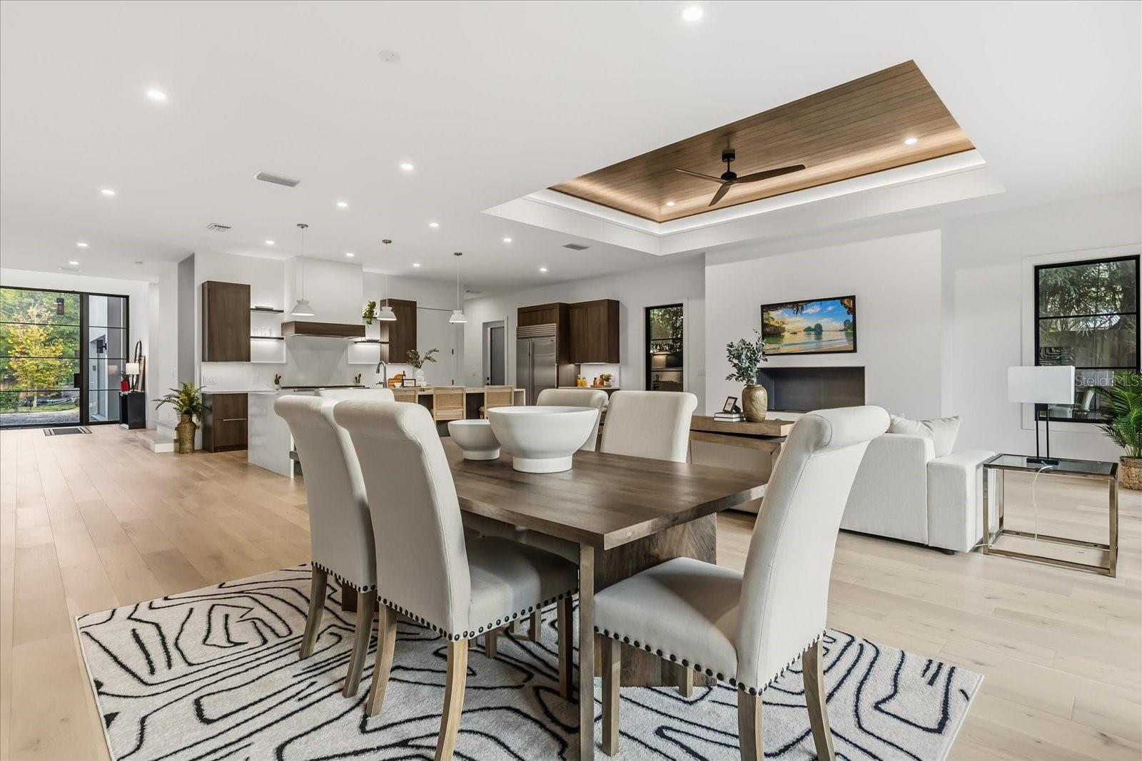 Image 18 of 56 For 2412 Chantilly Avenue